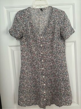 Floral Button-Front Short Dress in Multi Color